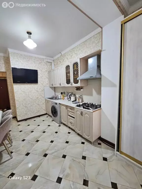 1-комнатная квартира: Махачкала, улица Гайдара Гаджиева, 22Б (47 м) - Фото 1