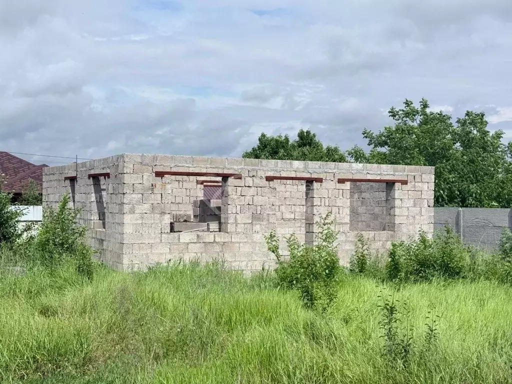 Дом в Волгоградская область, Волгоград Дзержинец СНТ, Алюминиевский ... - Фото 0