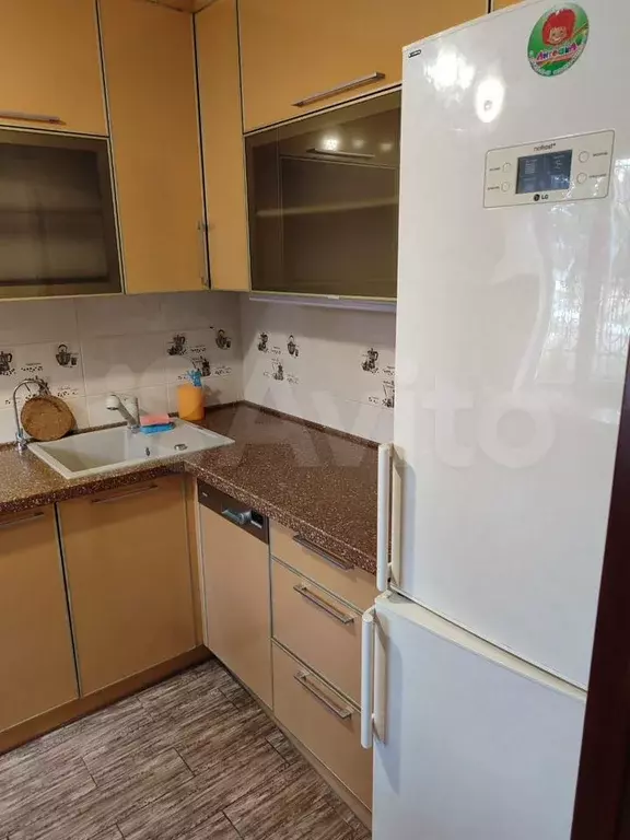3-к. квартира, 65 м, 1/5 эт. - Фото 0