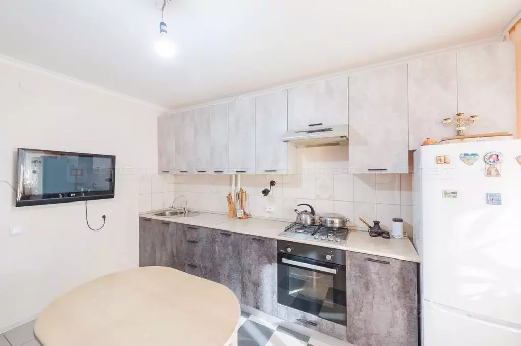 2-к кв. Татарстан, Казань ул. Академика Завойского, 17а (54.8 м) - Фото 1