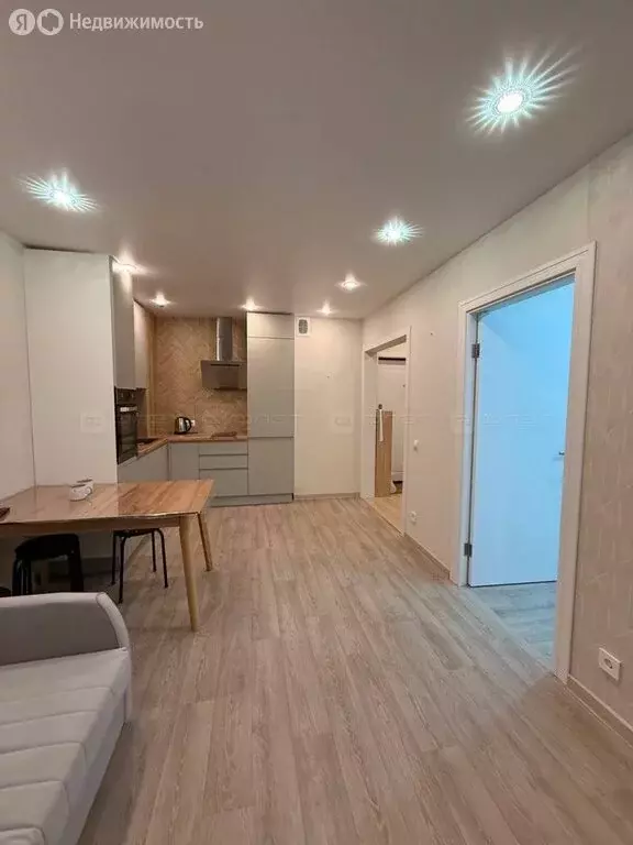 2-комнатная квартира: село Усады, улица Габдуллы Тукая, 1 (37 м) - Фото 1