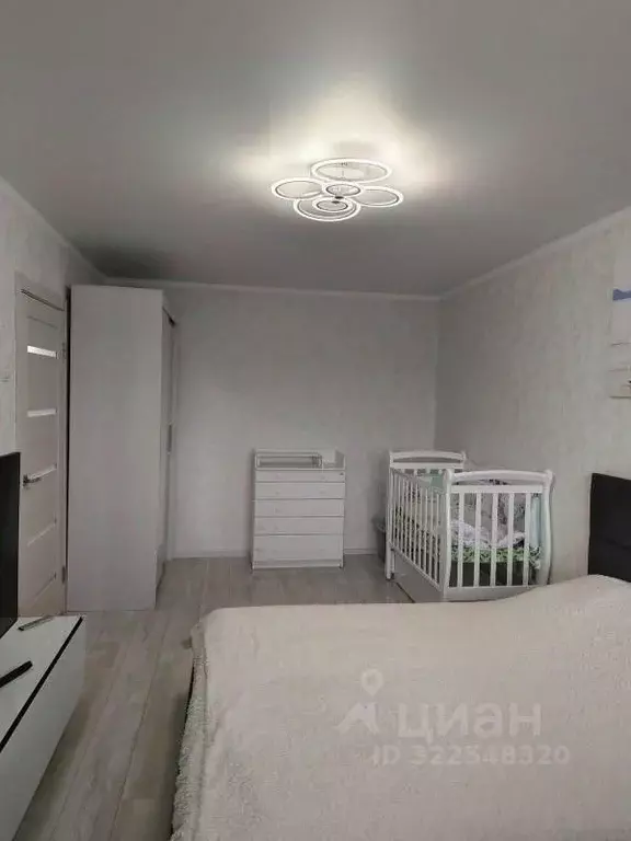 1-к кв. Самарская область, Тольятти Юбилейная ул., 65 (32.9 м) - Фото 0