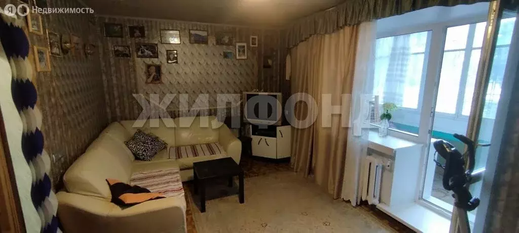3-комнатная квартира: Новосибирск, Сибирская улица, 51 (61.8 м) - Фото 0