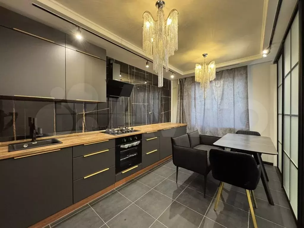 1-к. квартира, 50 м, 8/10 эт. - Фото 0