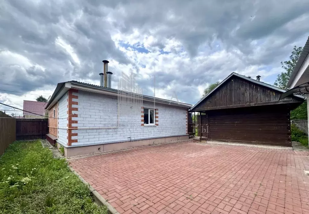 Дом в Рязанская область, Спасск-Рязанский пл. Ленина (78 м) - Фото 1