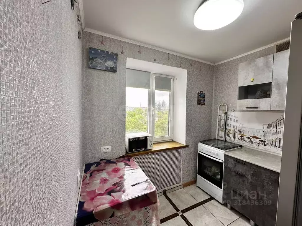 1-к кв. Карачаево-Черкесия, Черкесск Кабардинская ул., 65 (30.1 м) - Фото 0