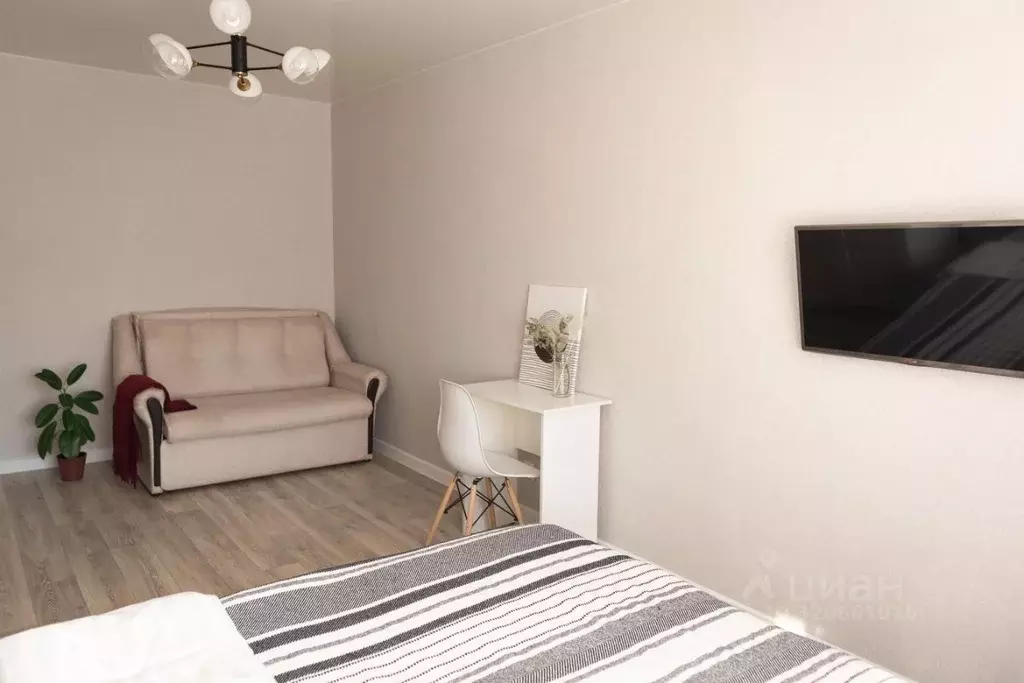 1-к кв. Волгоградская область, Волгоград ул. Маршала Еременко, 100 ... - Фото 2