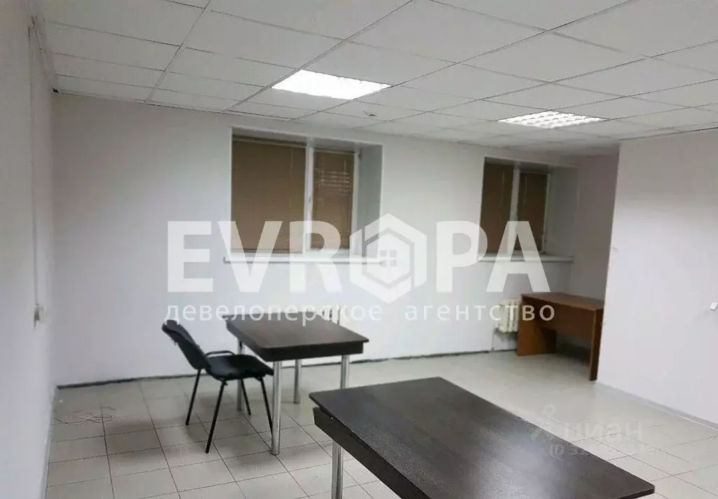 Офис в Ульяновская область, Ульяновск ул. Робеспьера, 114 (28 м) - Фото 2