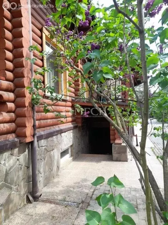 Дом в посёлок городского типа Малаховка, улица Тургенева, 90 (296.4 м) - Фото 1