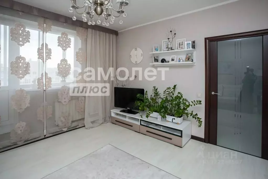 2-к кв. Кемеровская область, Кемерово Октябрьский просп., 36В (75.7 м) - Фото 1