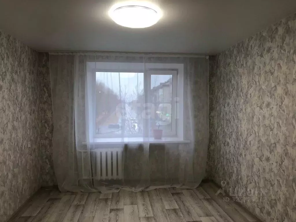 Комната Тюменская область, Тюмень ул. Станционная, 24 (12.0 м) - Фото 1