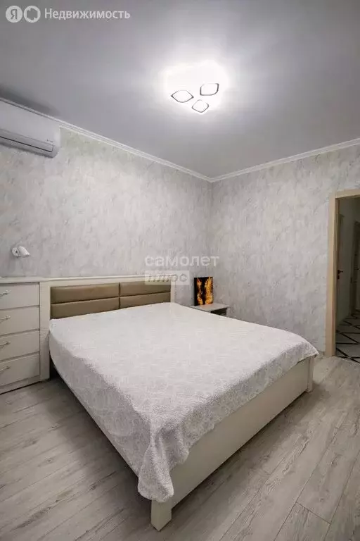 3-комнатная квартира: Оренбург, Высотная улица, 6 (80.3 м) - Фото 2