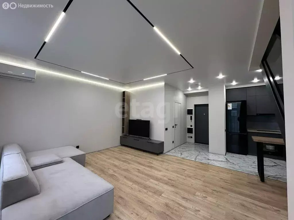 3-комнатная квартира: Симферополь, проспект Александра Суворова, 15к2 ... - Фото 1