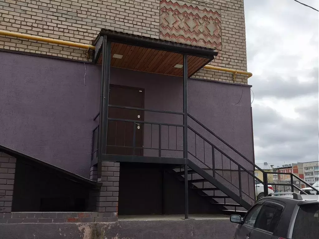 Помещение свободного назначения в Свердловская область, Алапаевск ул. ... - Фото 1