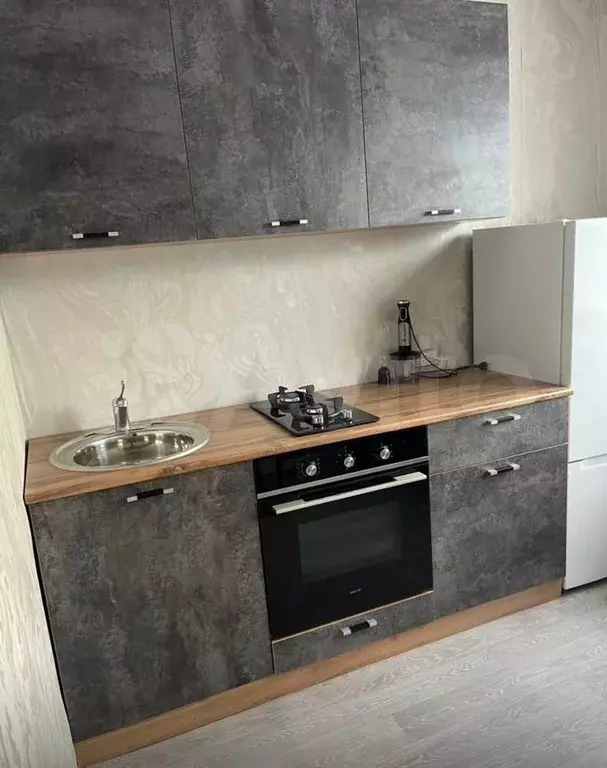 1-к. квартира, 32 м, 4/5 эт. - Фото 0