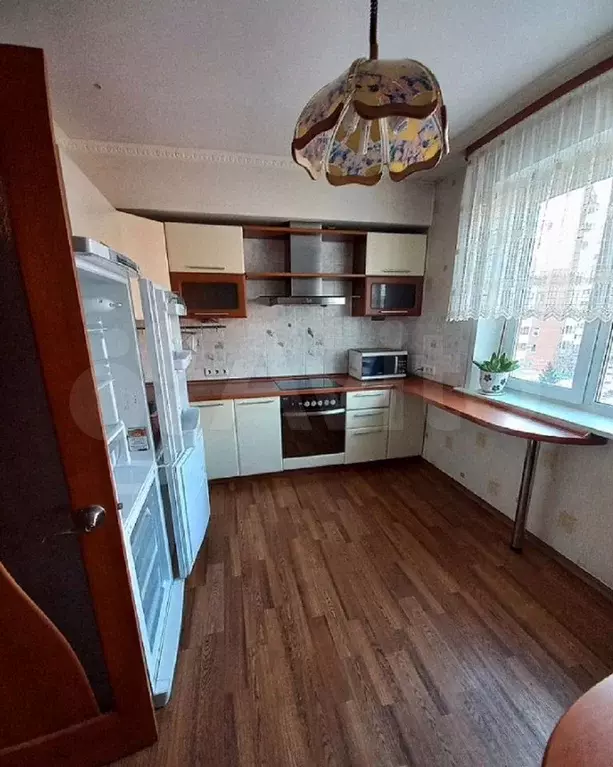 3-к. квартира, 90 м, 4/10 эт. - Фото 1