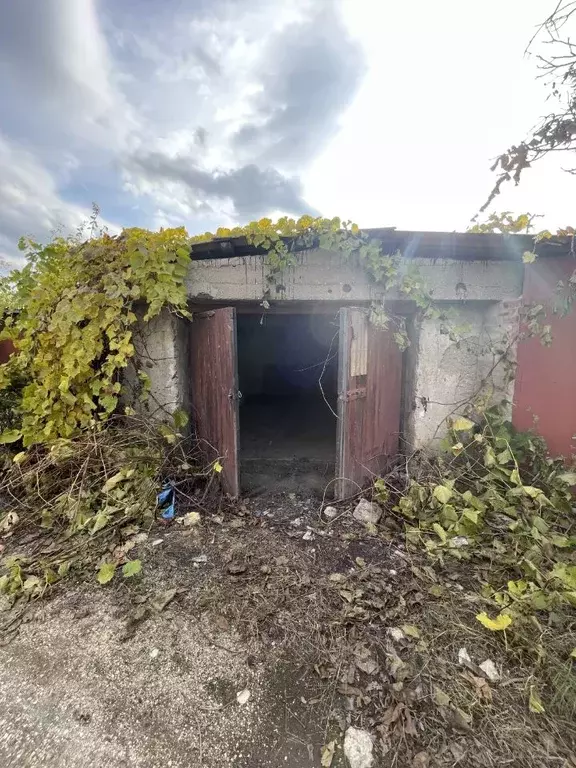 Гараж в Севастополь, Севастополь, Балаклава г. ул. Грошева (19 м) - Фото 1
