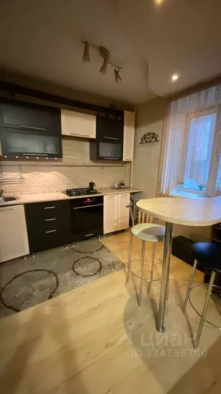 2-к кв. Брянская область, Брянск ул. Брянского Фронта, 6 (46.3 м) - Фото 1