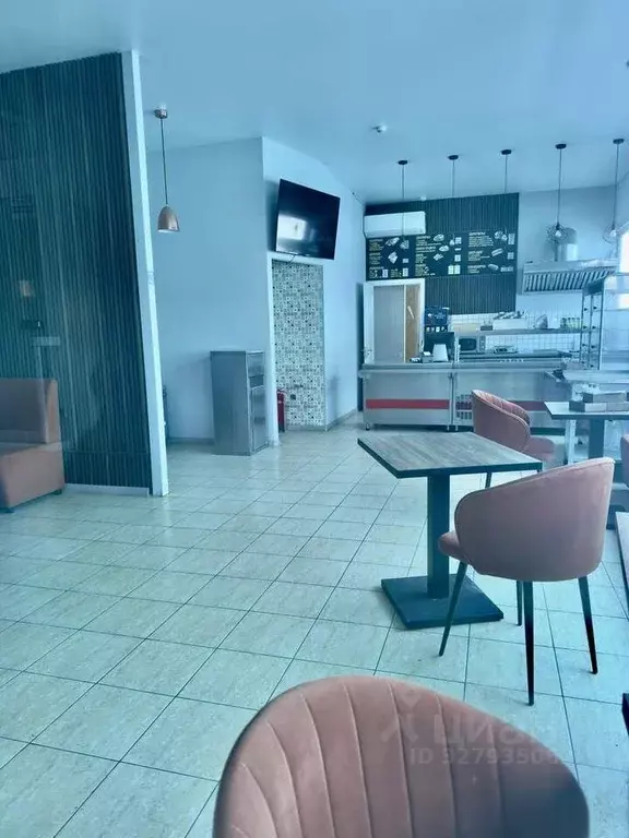 Торговая площадь в Крым, Симферополь ул. Маршала Жукова, 32 (80 м) - Фото 1