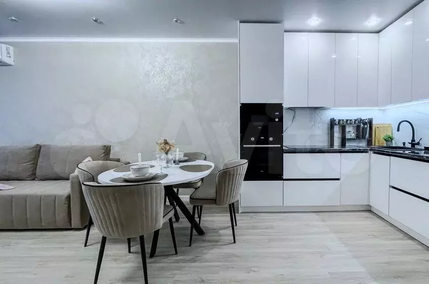 2-к. квартира, 50 м, 4/9 эт. - Фото 0
