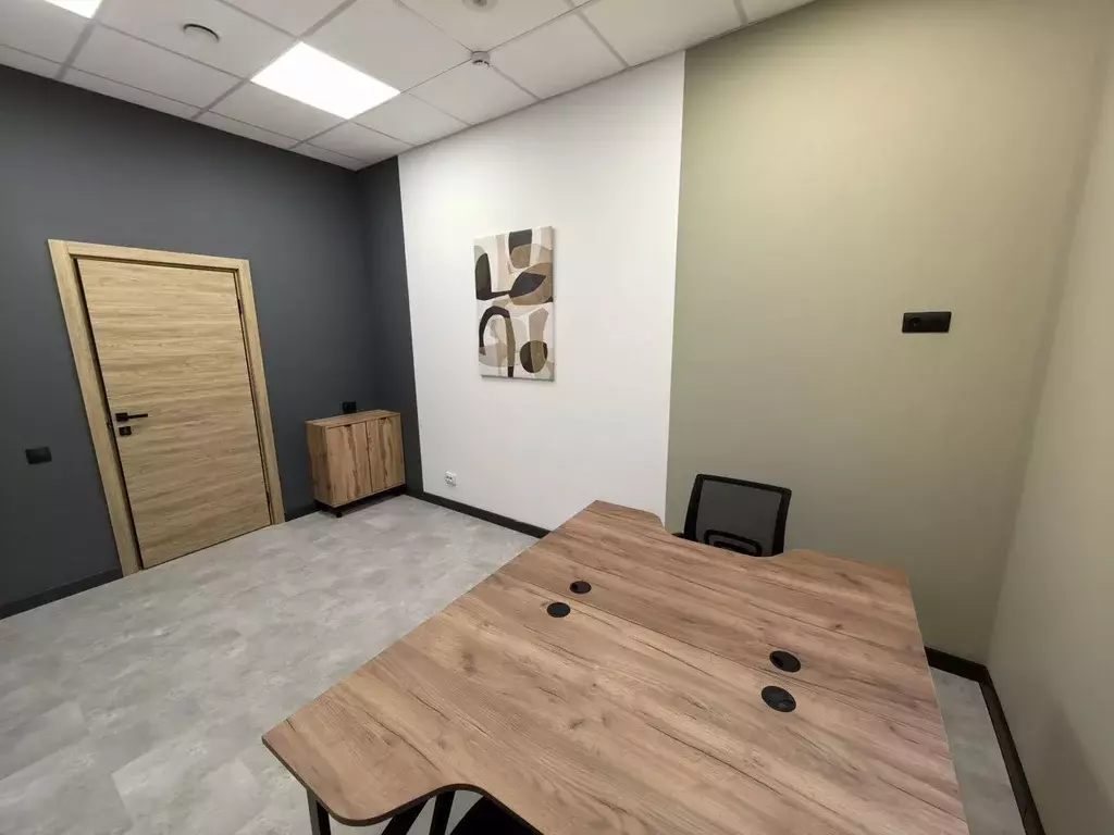 Офис в Ленинградская область, Гатчина просп. 25 Октября, 42А (13 м) - Фото 1