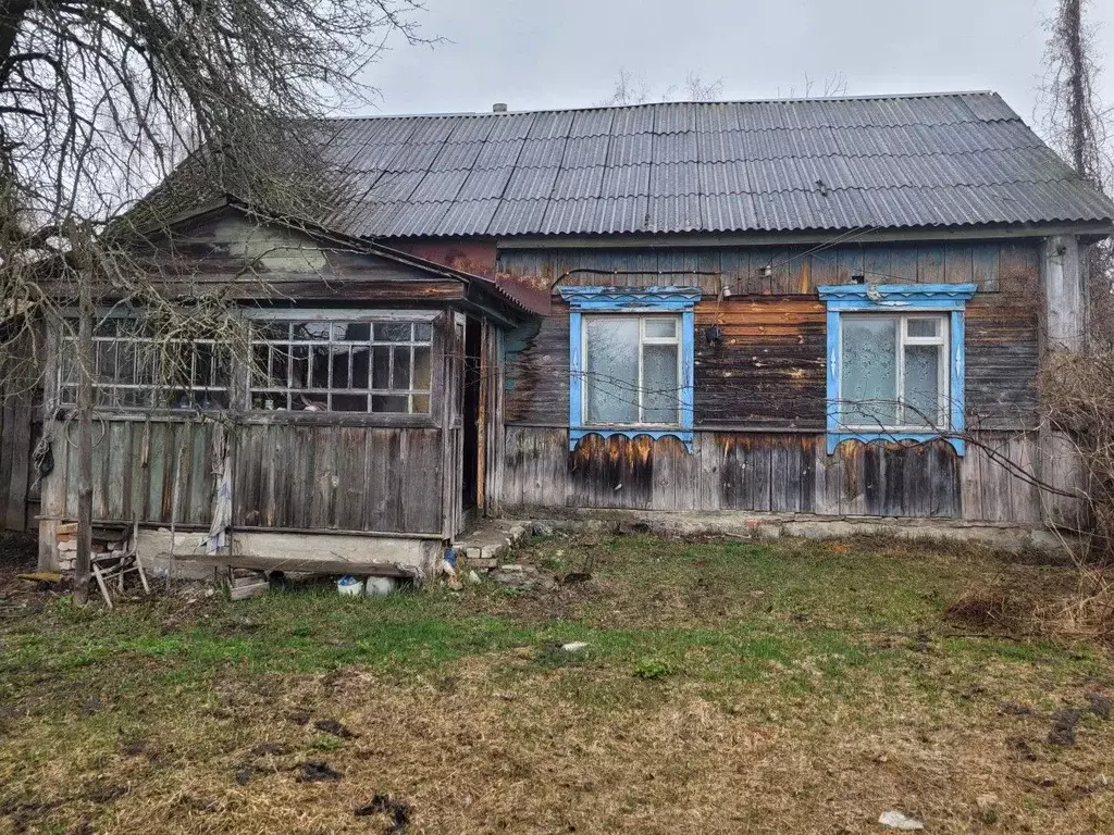 Дом в Брянская область, Навлинский район, Бяковское с/пос, с. Гремячее ... - Фото 1