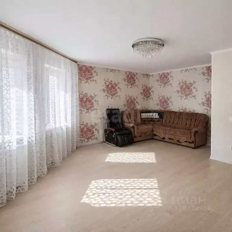 3-к кв. Липецкая область, Липецк ул. Е.И. Замятина, 2 (114.0 м) - Фото 1