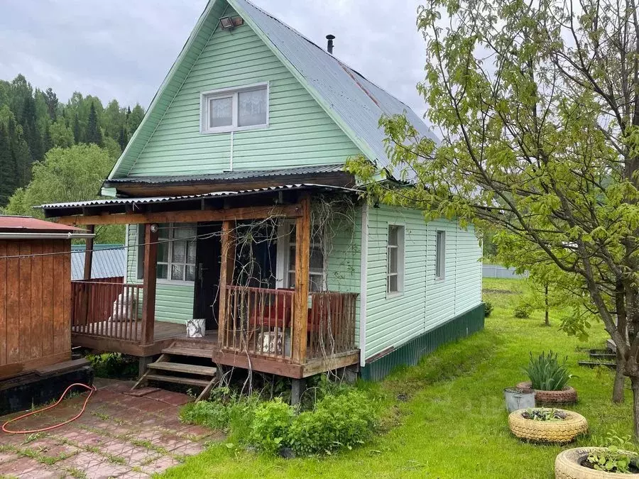 Дом в Кемеровская область, Таштагольский район, Темиртауское городское ... - Фото 0