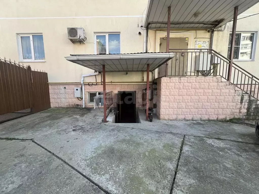 Офис в Краснодарский край, Геленджик Южный мкр, ул. Маяковского, 5А ... - Фото 1