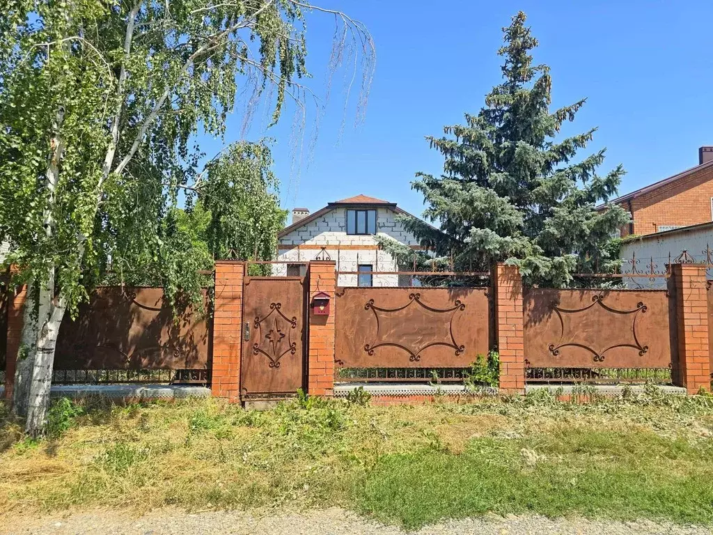 Дом в Краснодарский край, Красноармейский район, Полтавская ст-ца ... - Фото 1