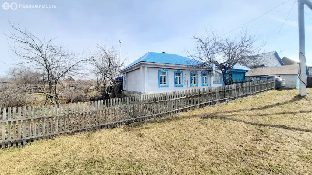 Дом в Челябинская область, Верхнеуральский муниципальный округ, ... - Фото 2