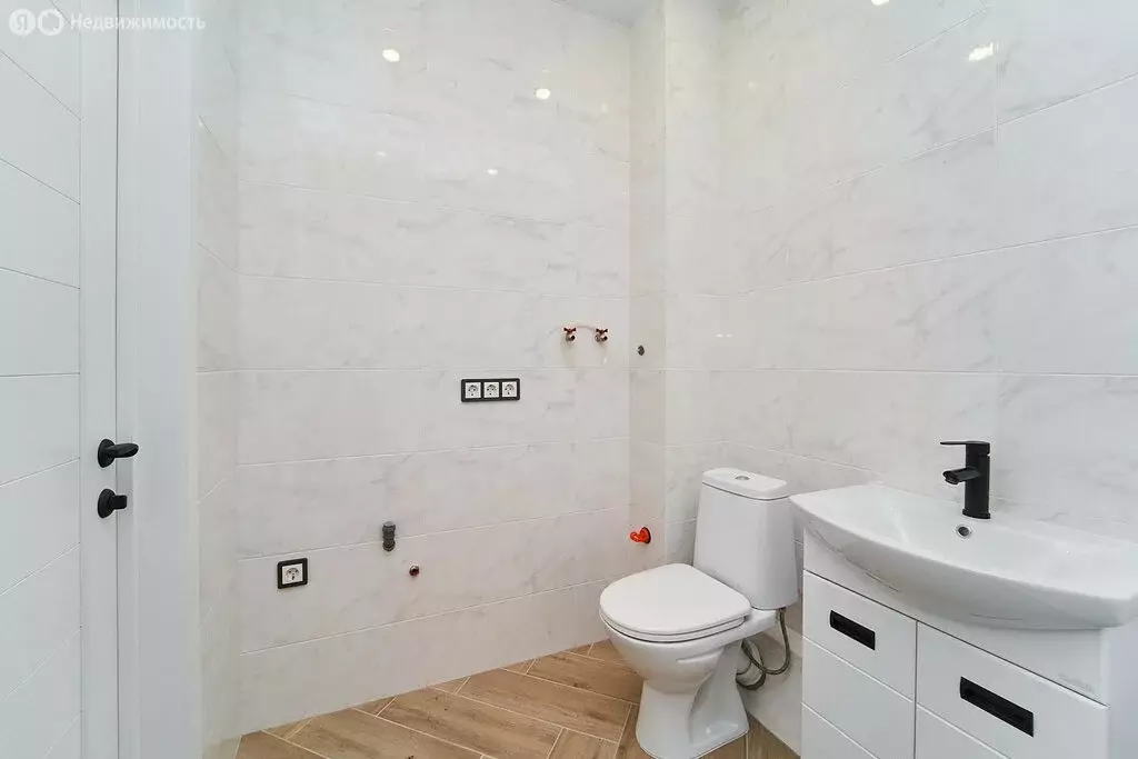 2-комнатная квартира: Краснодар, Старокубанская улица, 123А (58 м) - Фото 0