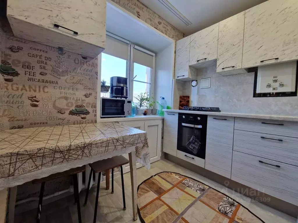 2-к кв. Нижегородская область, Нижний Новгород Светлоярская ул., 13 ... - Фото 2