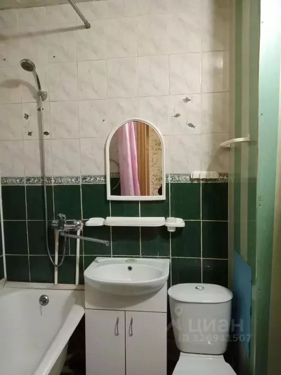 1-к кв. Омская область, Омск просп. Королева, 10А (32.0 м) - Фото 1