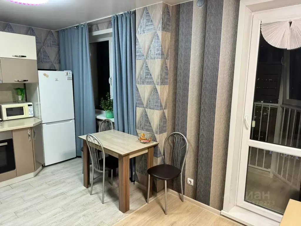 2-к кв. Алтайский край, Барнаул ул. Никитина, 107 (43.0 м) - Фото 2