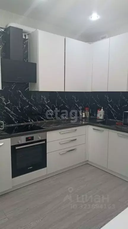 2-к кв. Ямало-Ненецкий АО, Новый Уренгой Таежная ул., 31А (52.0 м) - Фото 1