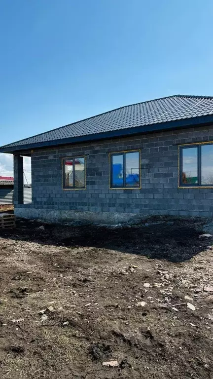 Дом в Башкортостан, Абзелиловский район, Краснобашкирский сельсовет, ... - Фото 1