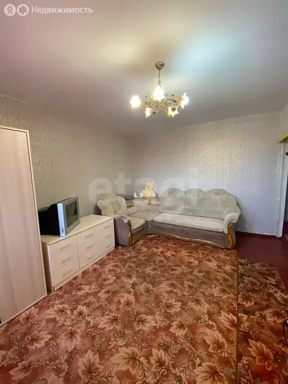2-комнатная квартира: Полесск, Калининградская улица, 2 (50 м) - Фото 0