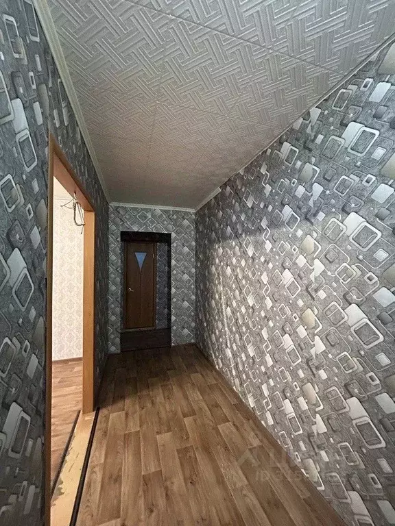 2-к кв. Хакасия, Сорск Усть-Абаканский район,  (52.9 м) - Фото 0