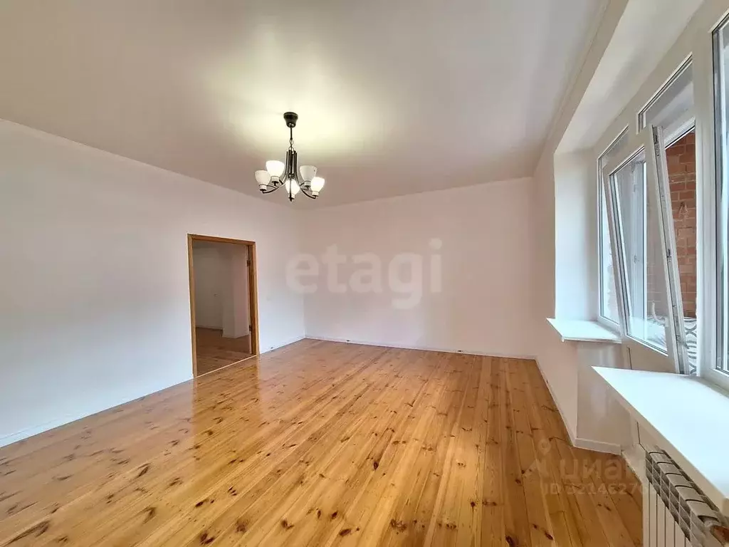 2-к кв. Саратовская область, Саратов Клиническая ул., 11А (100.3 м) - Фото 1