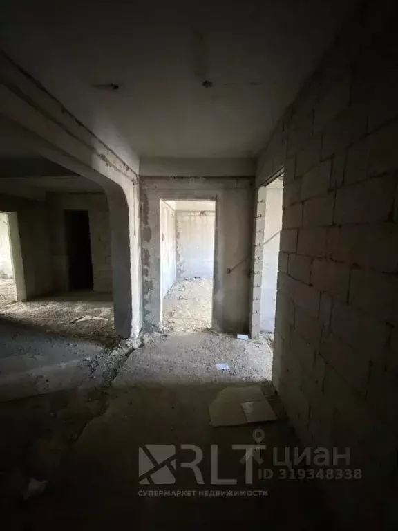 2-к кв. Дагестан, Каспийск ул. Зейнудина Батманова, 16 (92.0 м) - Фото 1