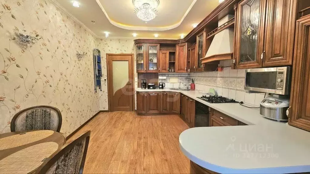 3-к кв. Ханты-Мансийский АО, Ханты-Мансийск ул. Ленина, 40 (84.8 м) - Фото 1