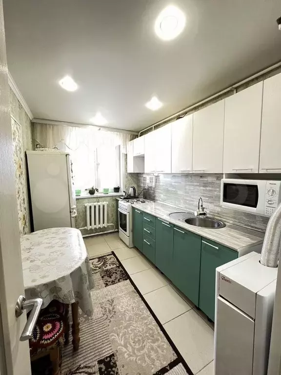 2-к. квартира, 52 м, 4/4 эт. - Фото 0