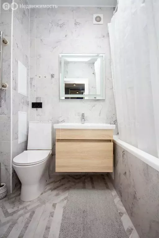 1-комнатная квартира: Тюмень, Комбинатская улица, 54к2 (45 м) - Фото 0