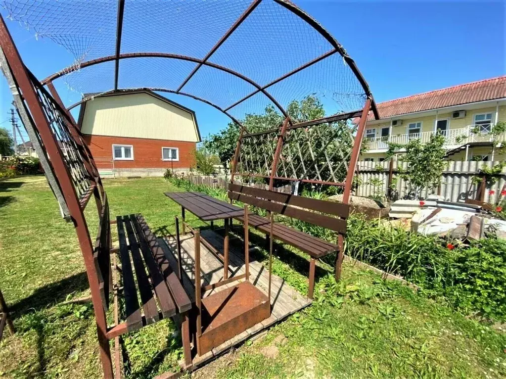 Дом в Краснодарский край, Темрюкский район, Голубицкое с/пос, ... - Фото 0