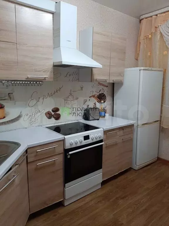 3-к. квартира, 69 м, 1/5 эт. - Фото 0