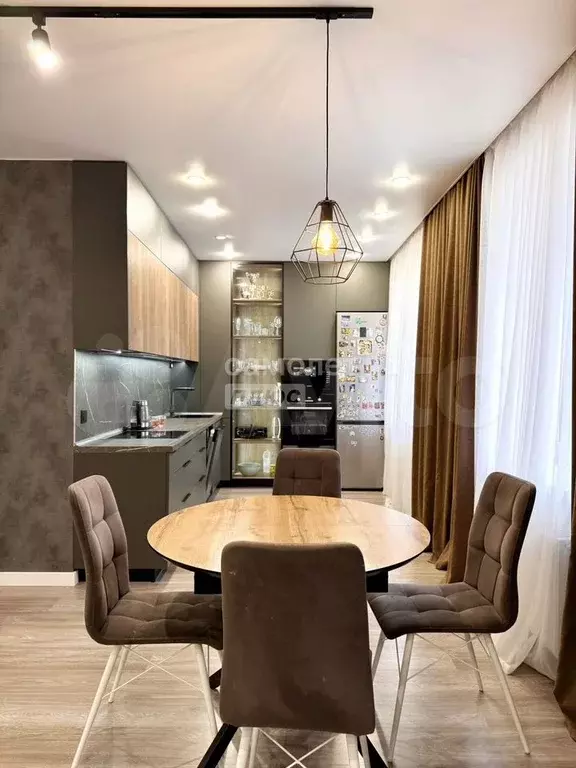 3-к. квартира, 81 м, 5/9 эт. - Фото 1
