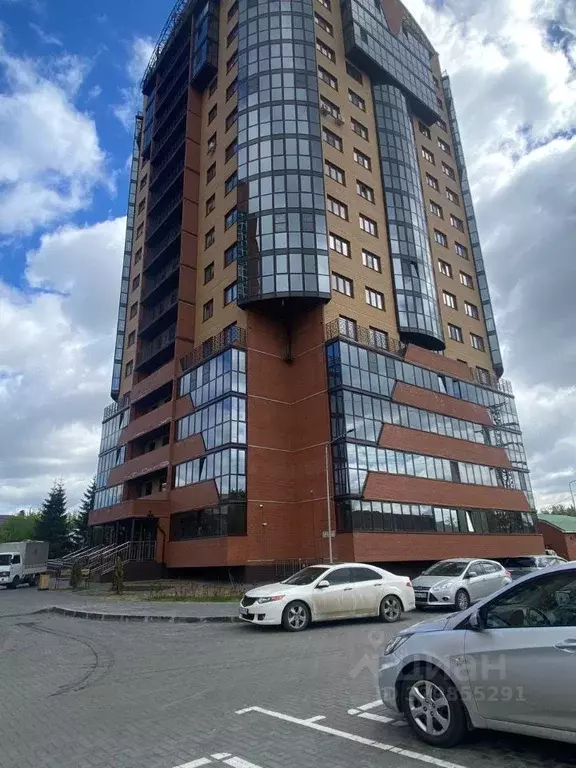 3-к кв. Омская область, Омск ул. 8-я Линия, 197А (74.5 м) - Фото 1