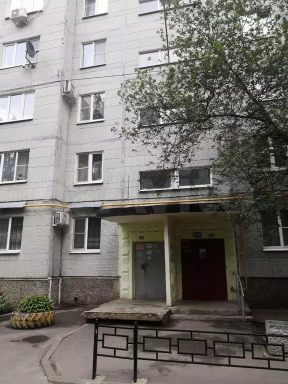 Комната 14 м в 2-к., 2/9 эт. - Фото 0