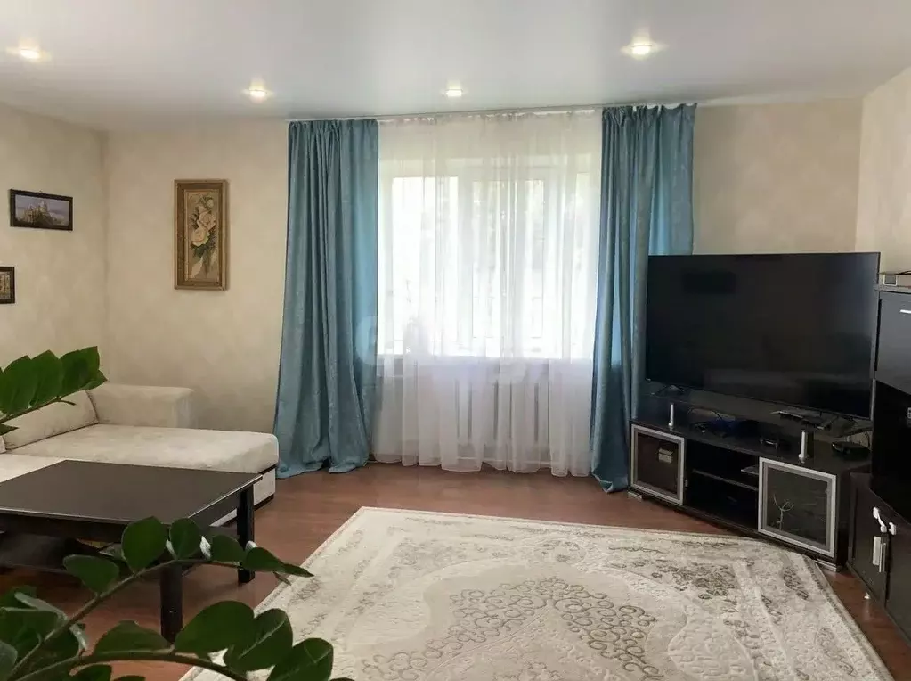 Дом в Красноярский край, Емельяново пгт ул. Московская, 455 (125 м) - Фото 1